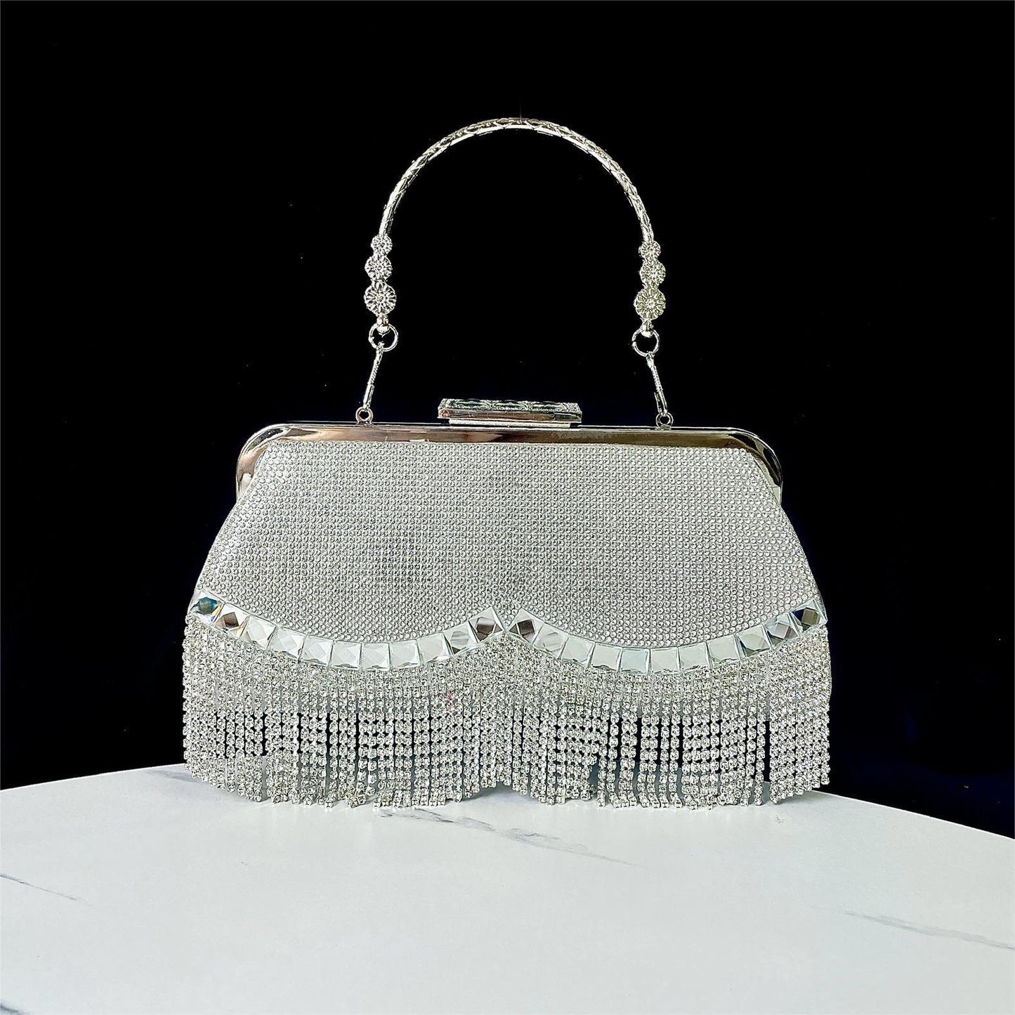 Sac Bandoulière Pompons Femme Style Princesse Glamour
