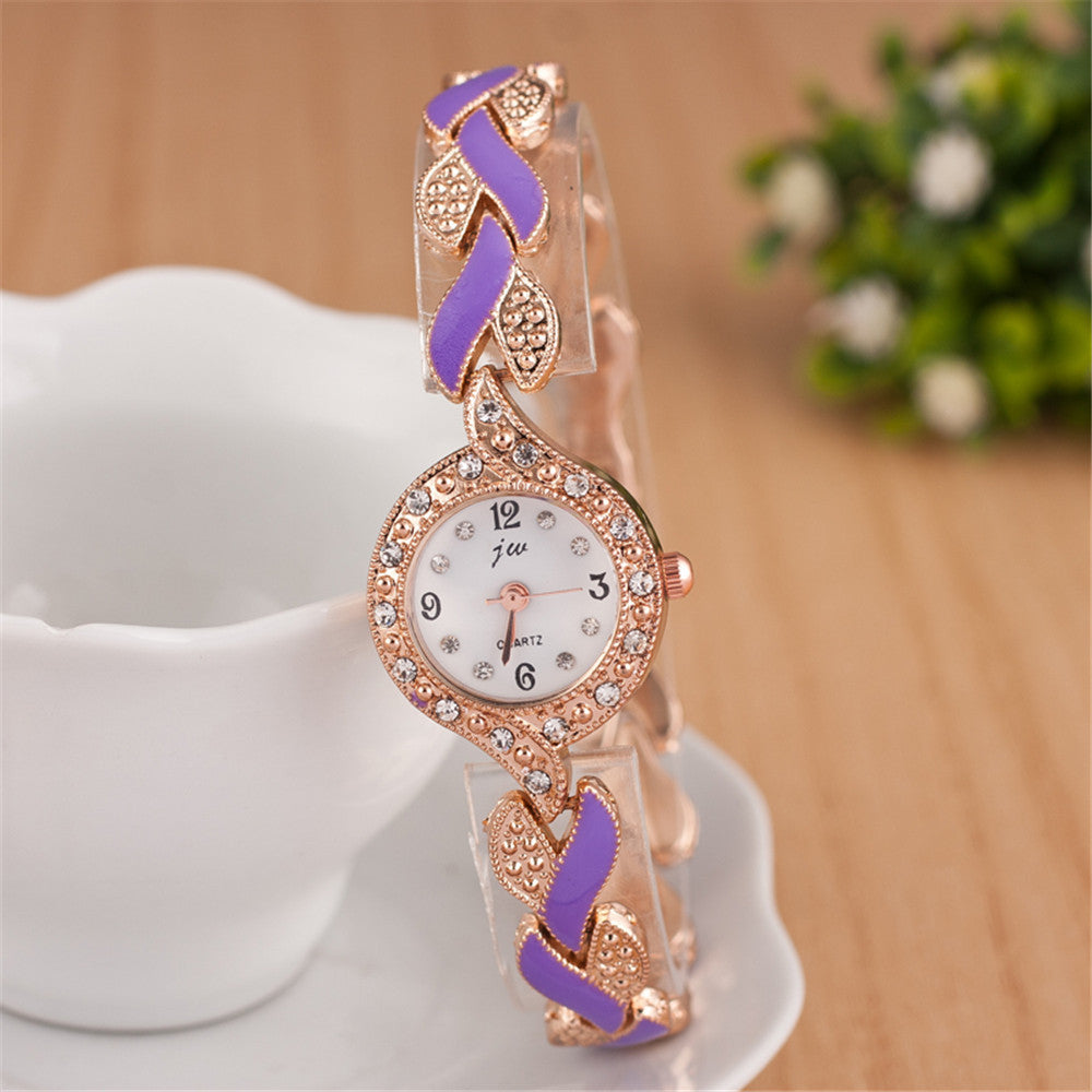 Montre Femme Bracelet Torsadé - Cadran Fin Élégant ConiWell